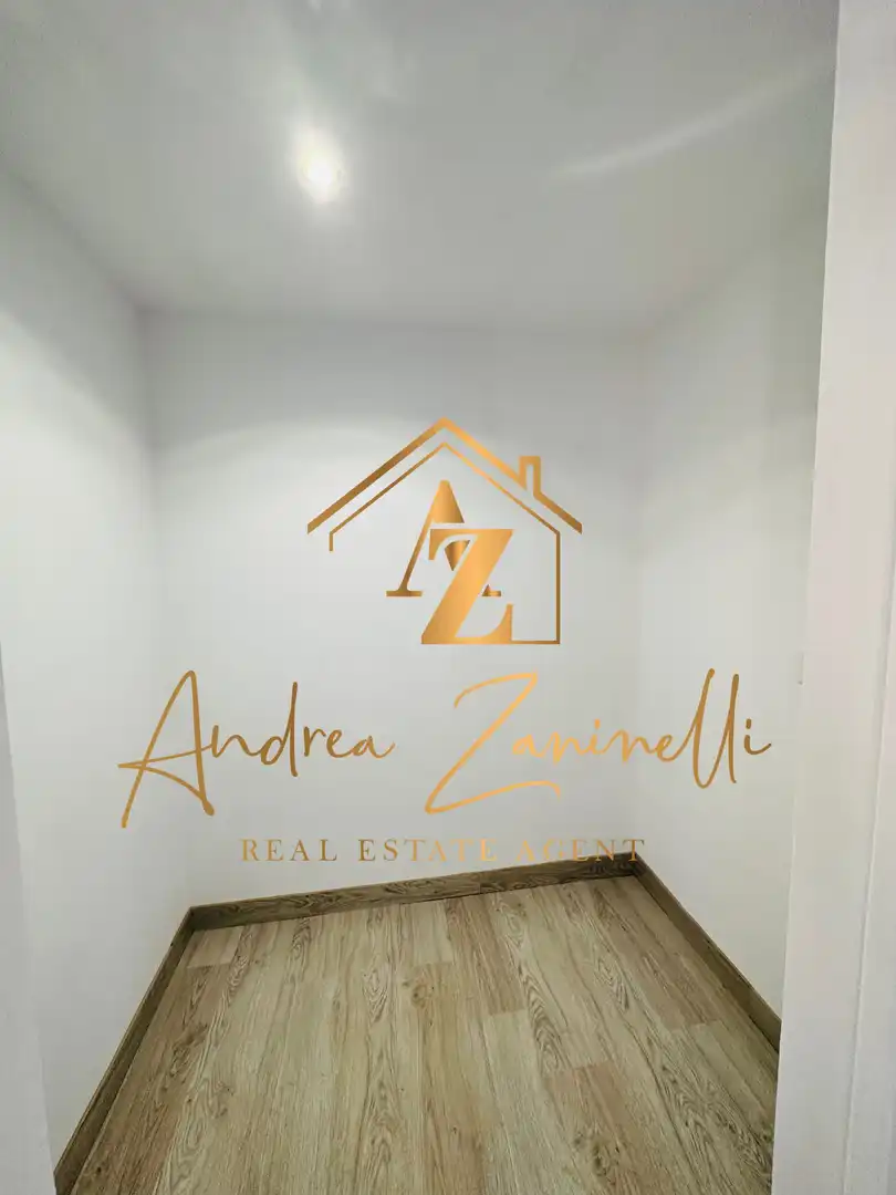 Exterior view of Office for rent in Empuriabrava  with Air Conditioner and Terrace