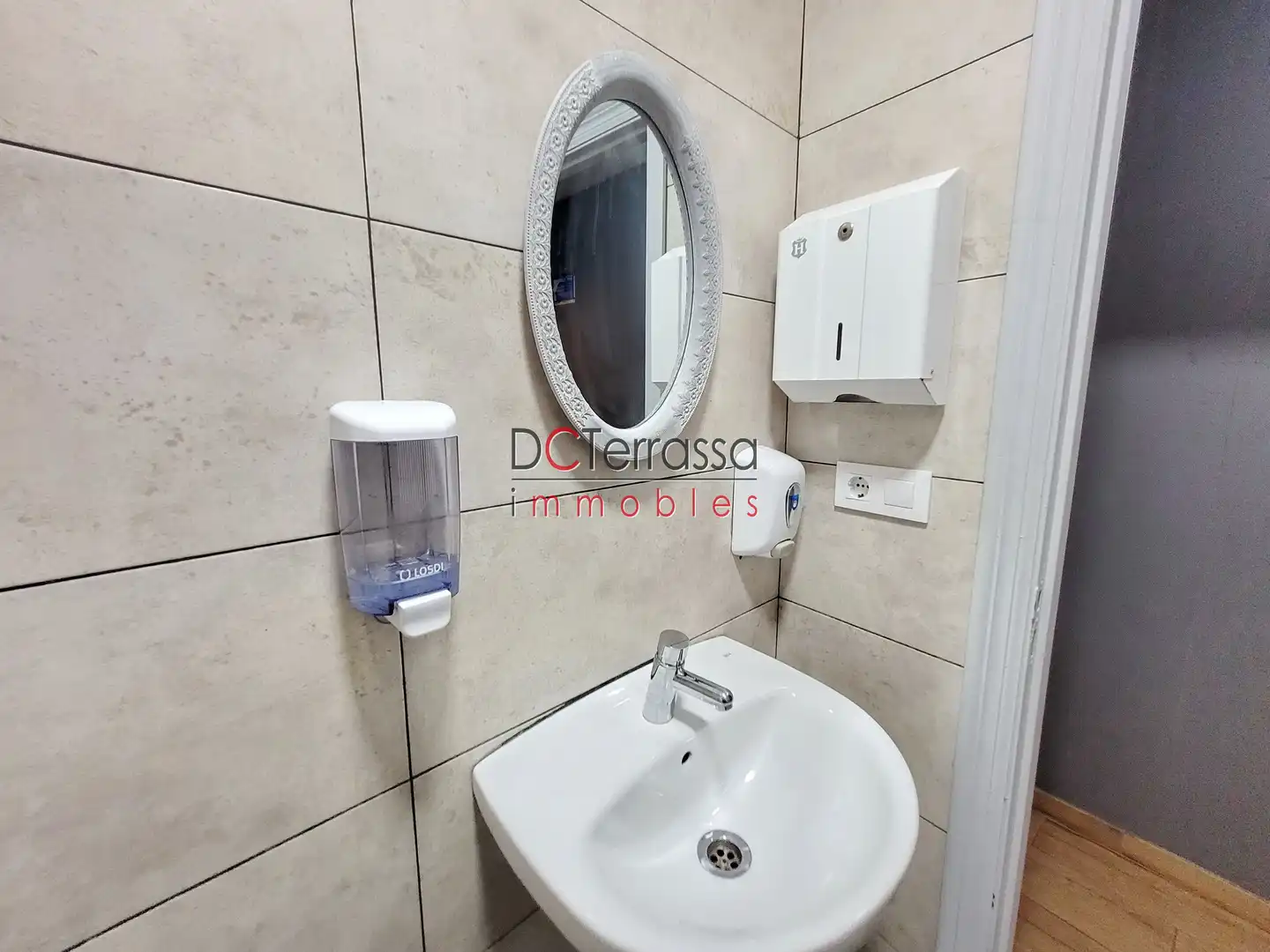 Local comercial en venda a Llevant, imagen 31