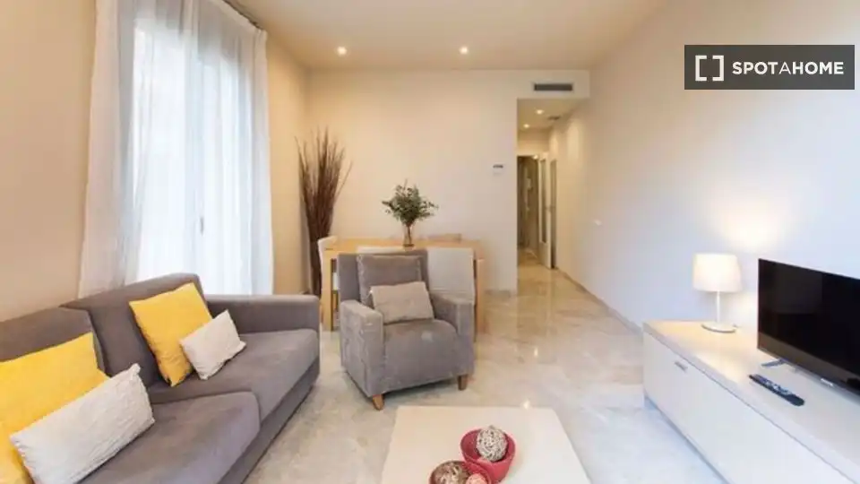 Piso con terraza en alquiler en Ciutat Vella, imagen 4
