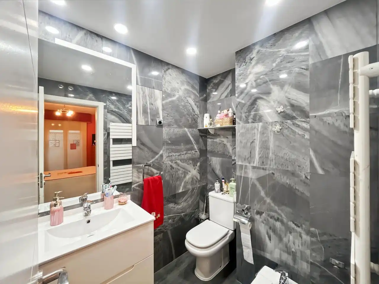 Baño de Ático en venta en Madrid con Aire acondicionado, Calefacción y Terraza