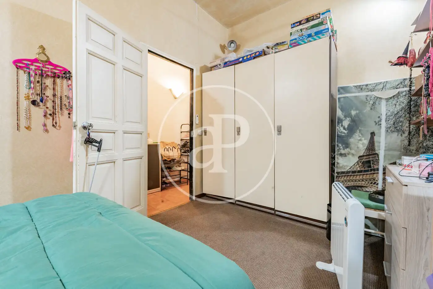 Piso en venta en Corre. Baja de San Pablo, Universidad - Malasaña