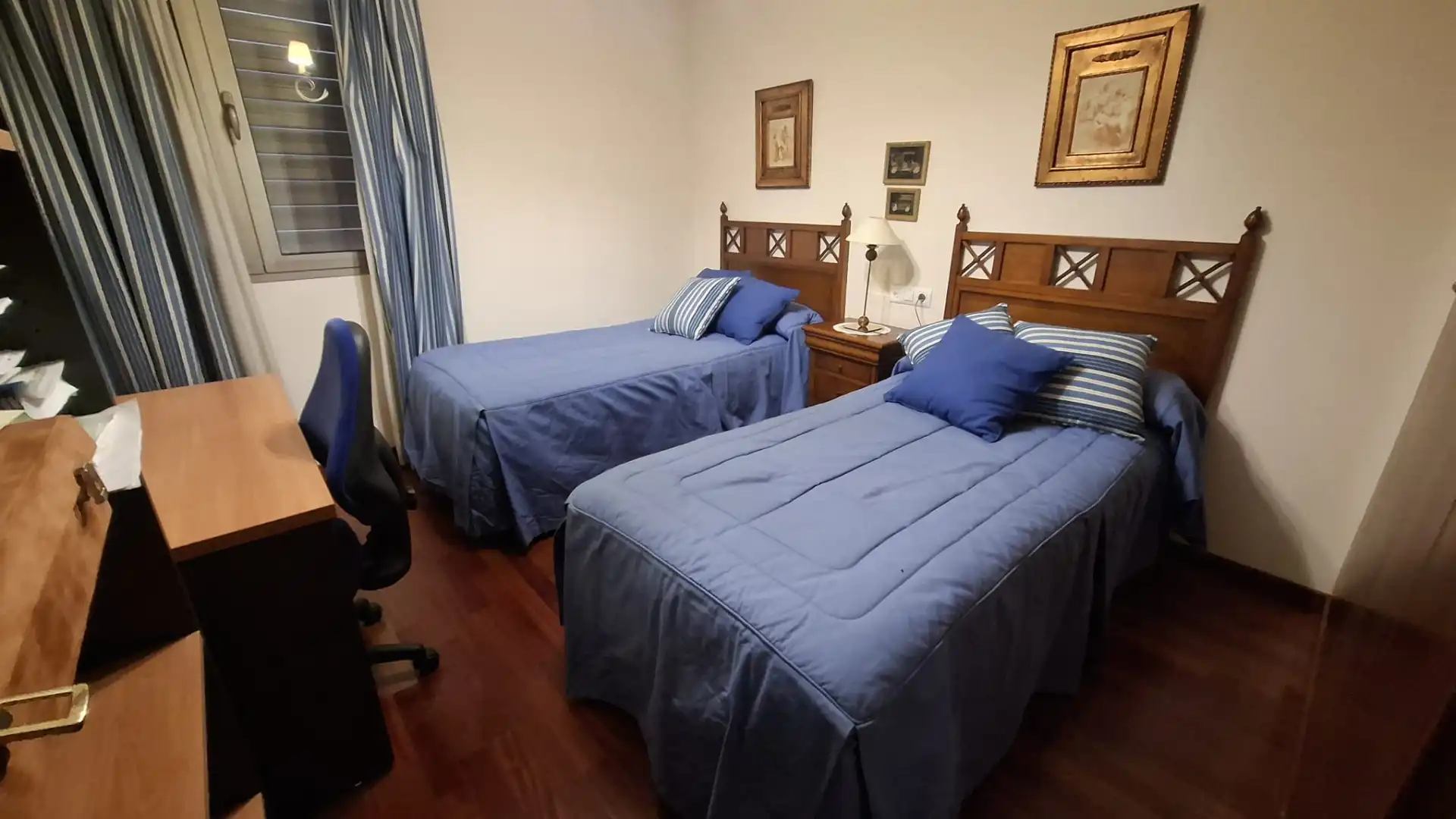 Habitación de Piso de alquiler en Málaga con Aire acondicionado, Terraza y Amueblado