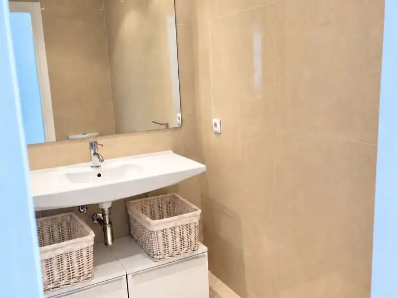 Baño de Piso en venta en  Madrid Capital con Aire acondicionado y Balcón