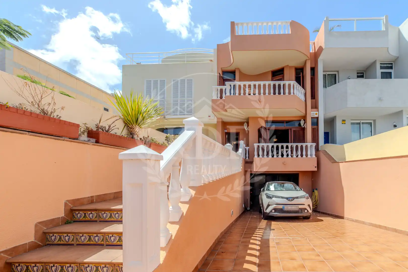 Vista exterior de Casa o xalet en venda en Santa Cruz de Tenerife amb Terrassa, Traster i Moblat