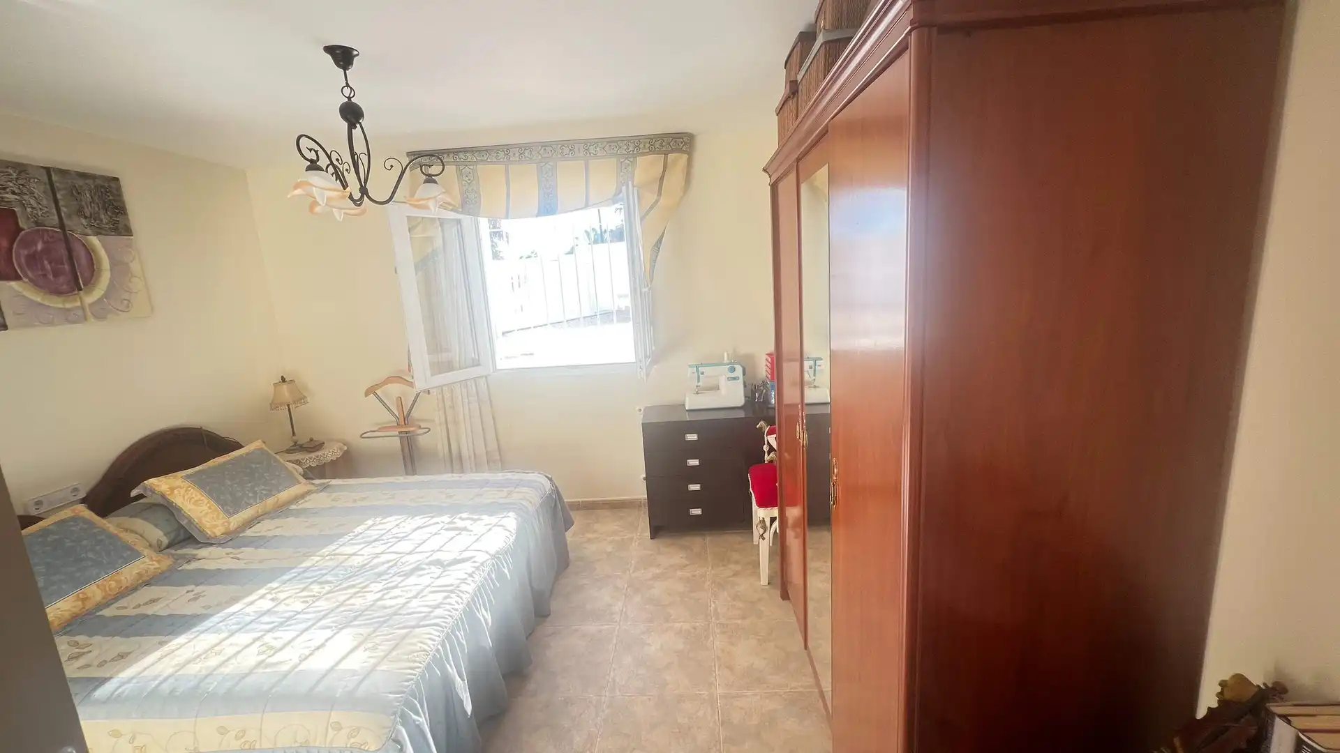 Habitación de Casa o chalet en venta en La Nucia con Aire acondicionado, Jardín privado y Terraza