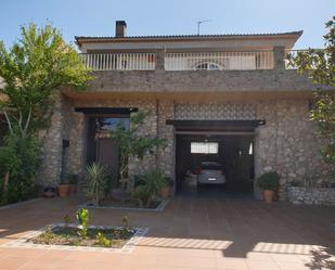 Vista exterior de Finca rústica en venda en Llers amb Terrassa i Piscina