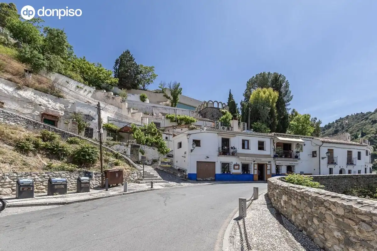 Vista exterior de Casa o xalet en venda en Albaicín