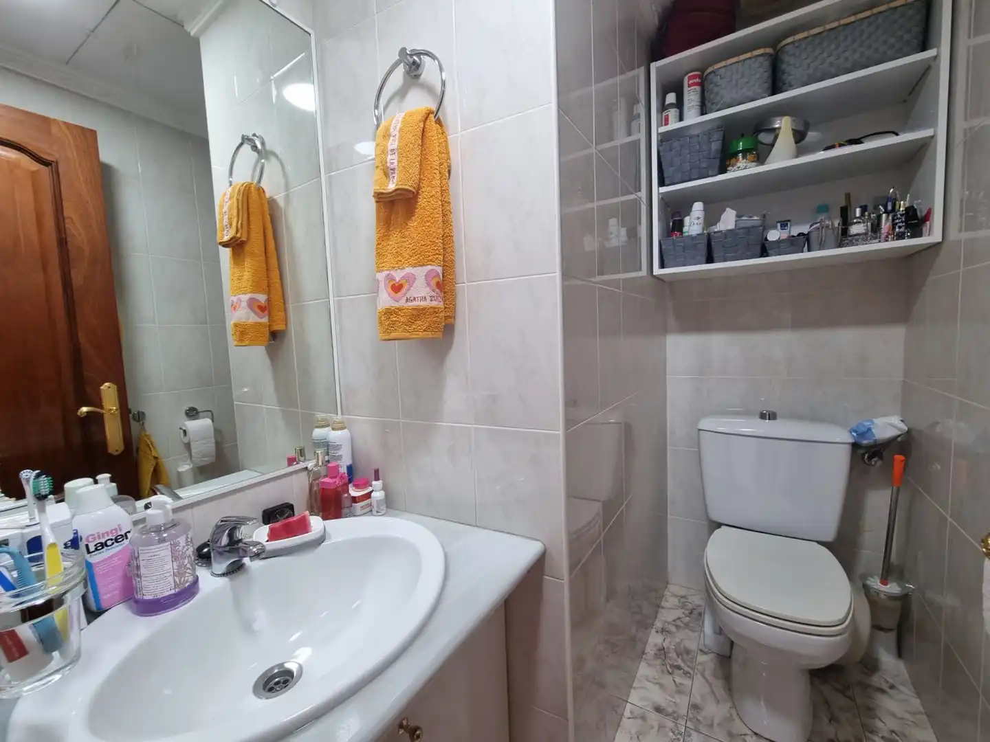 Bathroom of Flat for sale in Torremolinos  with Air Conditioner and Terrace