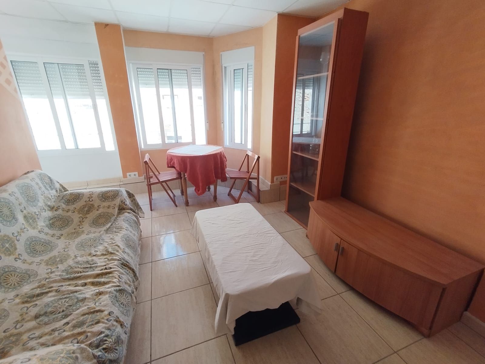 Habitación de Apartamento en venta en Sant Carles de la Ràpita con Amueblado y Horno