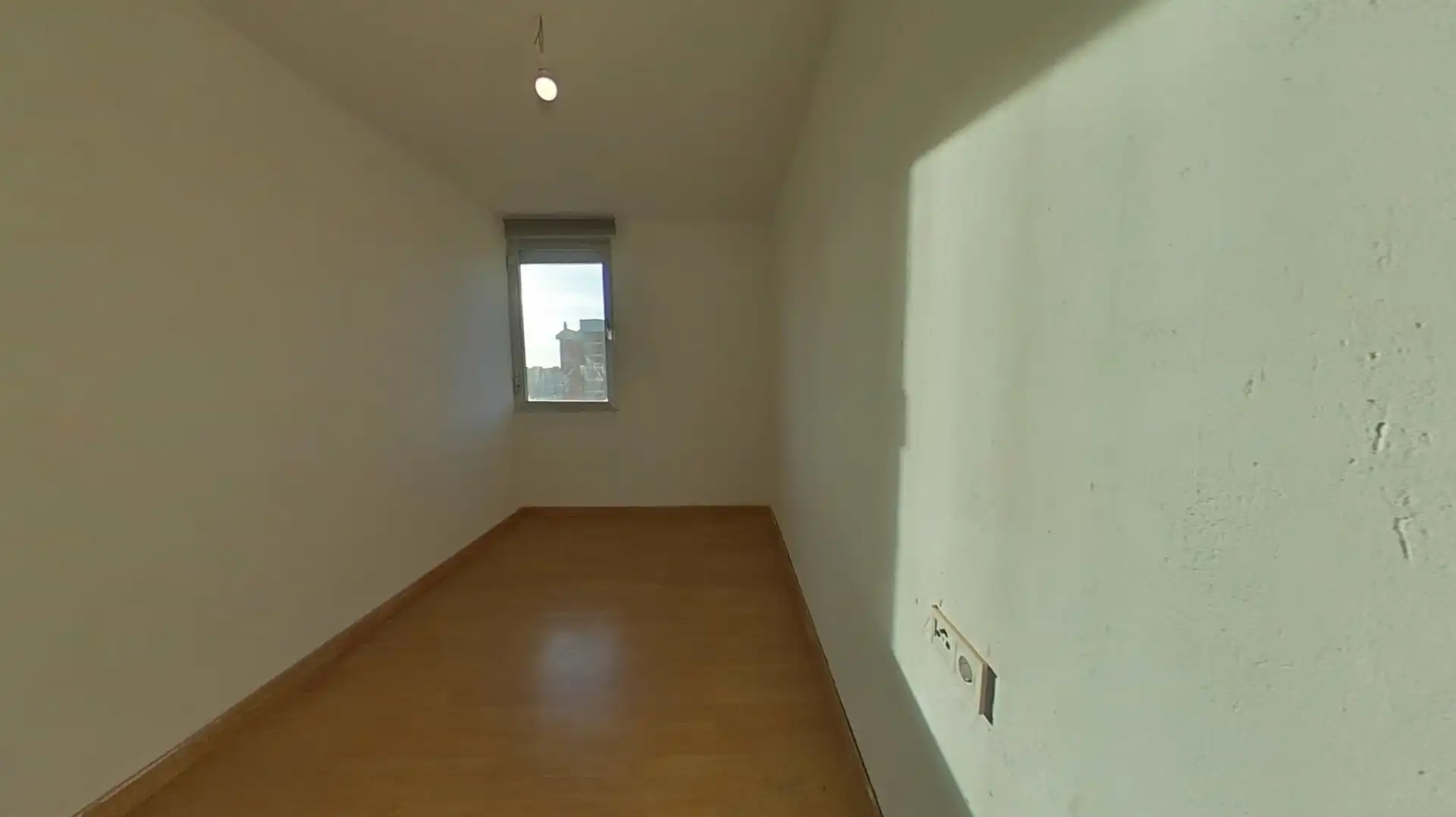 Habitación de Piso en venta en L'Hospitalet de Llobregat con Parquet