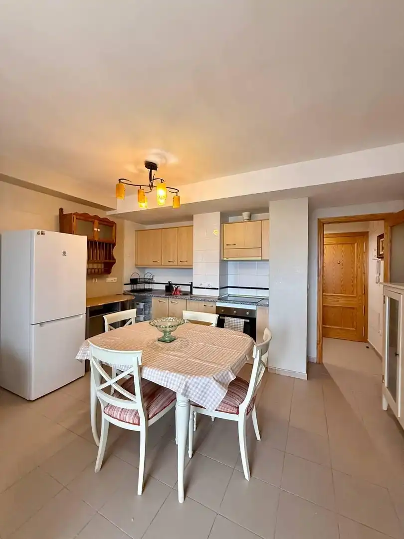 Cuina de Apartament en venda en Villajoyosa / La Vila Joiosa amb Aire condicionat, Terrassa i Balcó