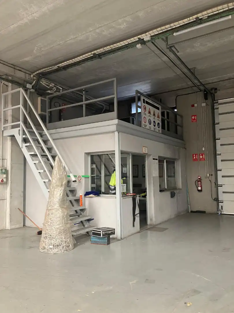 Industrial building with lift for sale in Carrer Unicef, imagen 11