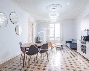 Living room of Flat to rent in  Barcelona Capital  with Air Conditioner, Heating and Furnished