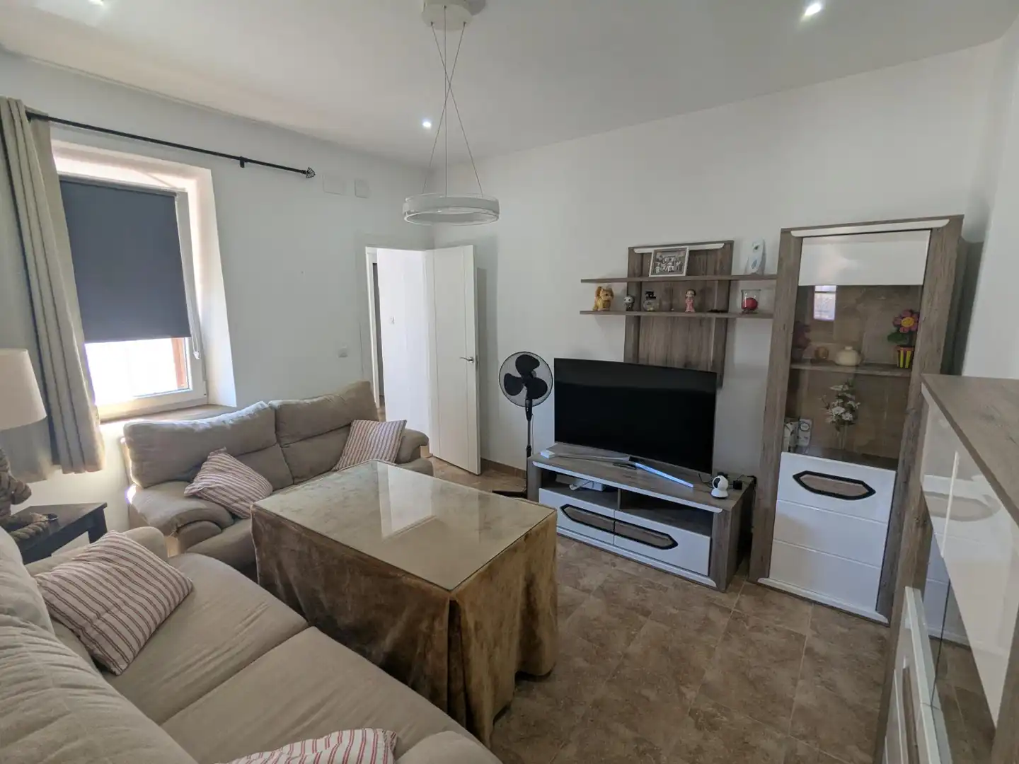 Wohnzimmer von Dachboden zum Verkauf in Granada mit Klimaanlage, Heizung und Terrasse