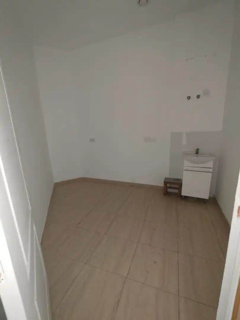 Local comercial de lloguer a Calle Madrid, imagen 7