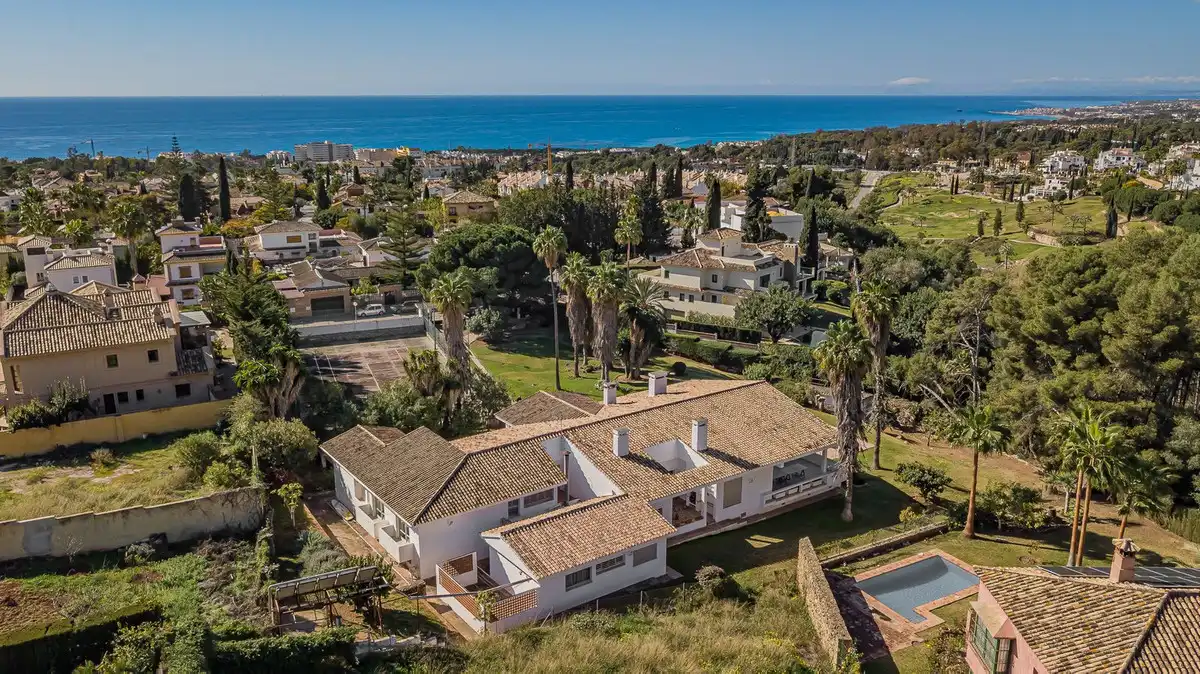 Chalet con piscina en venta en Marbella Centro, imagen 3