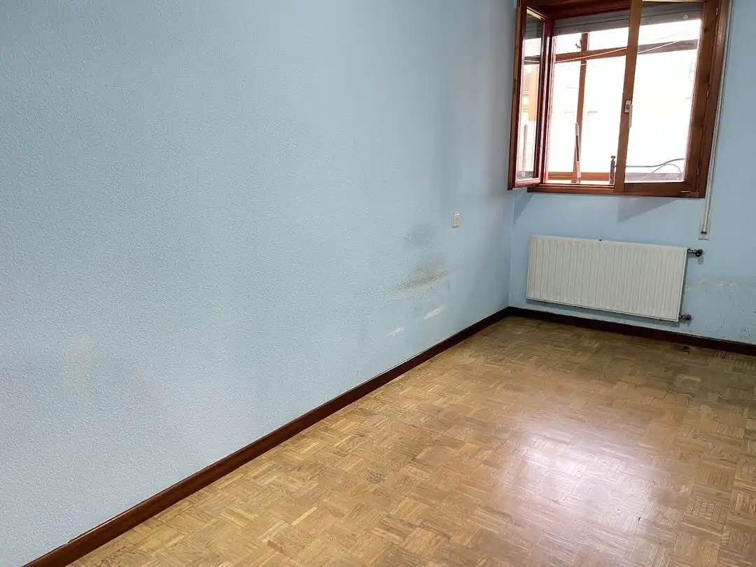 Pis en venda en Siero amb Calefacció, Terrassa i Traster