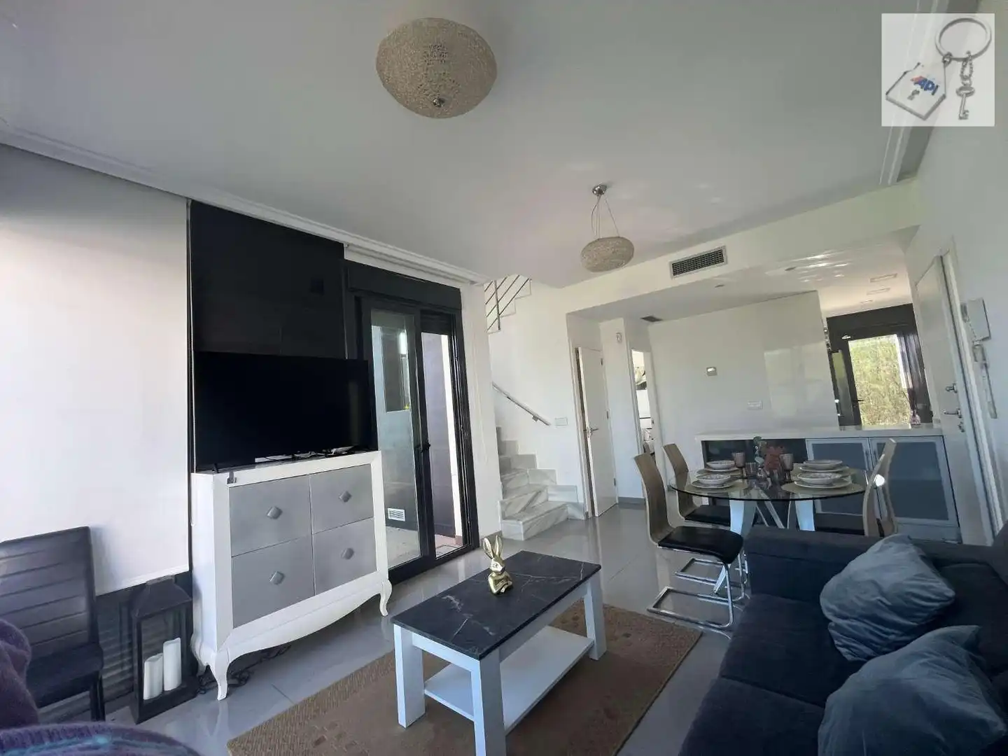 Sala de estar de Casa o chalet en venta en Orihuela con Aire acondicionado, Terraza y Piscina