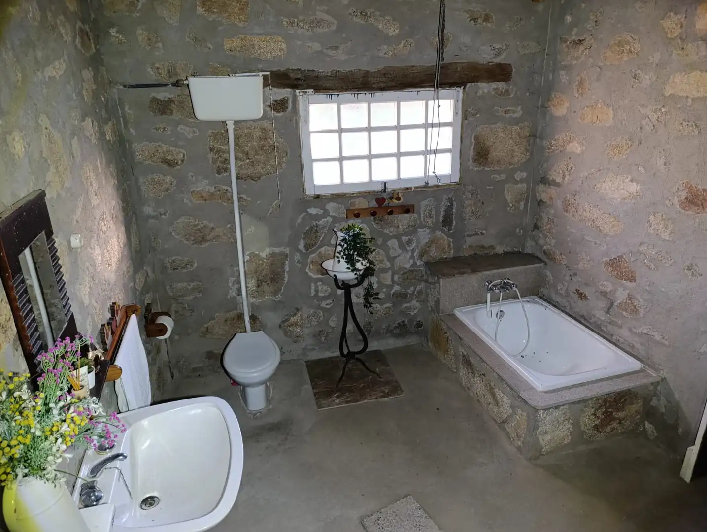 Casa rústica amb terrassa en venda a Pantón, imagen 11