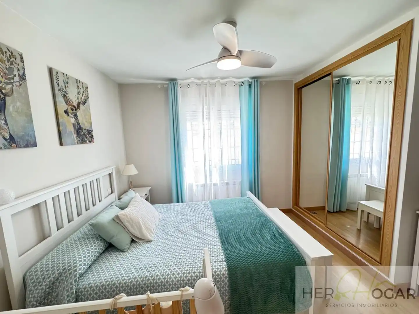 Habitación de Casa o chalet en venta en Burguillos de Toledo con Aire acondicionado, Calefacción y Jardín privado