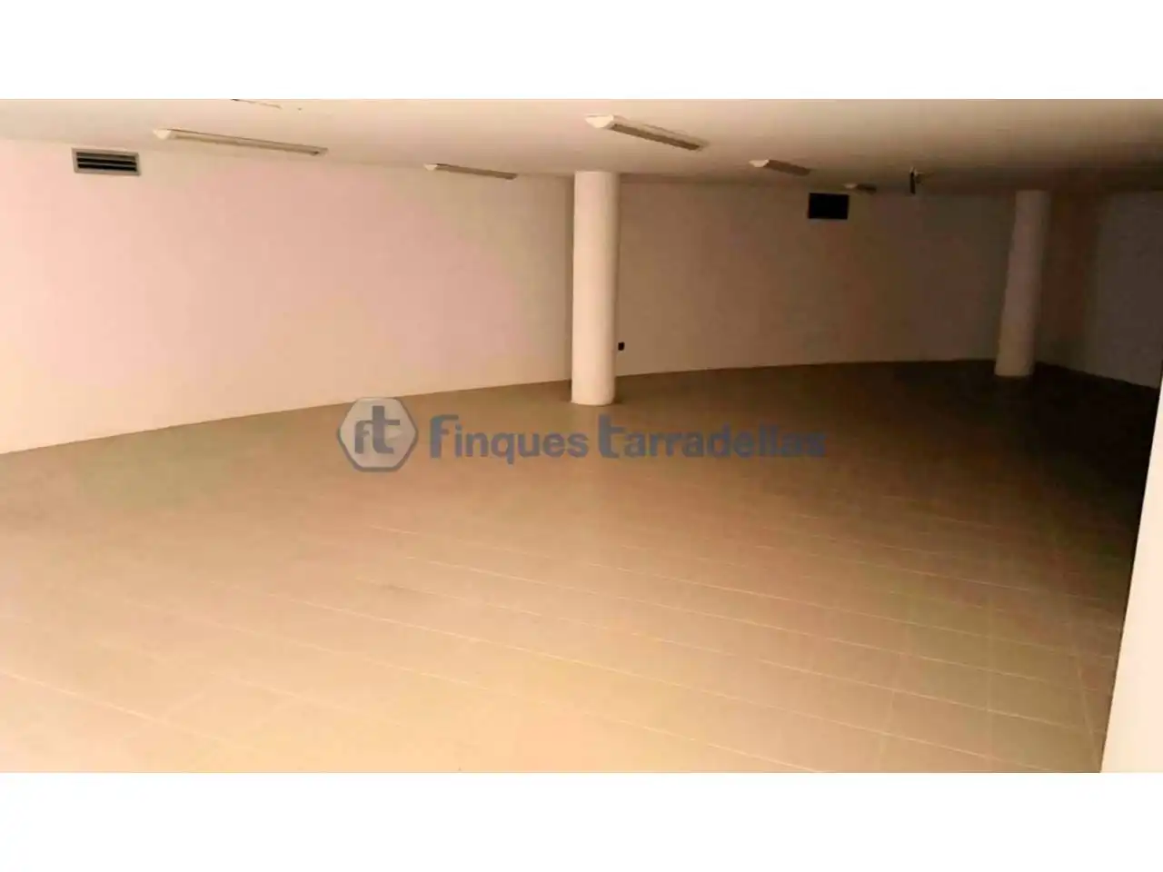 Local commercial à louer à Centre, imagen 9