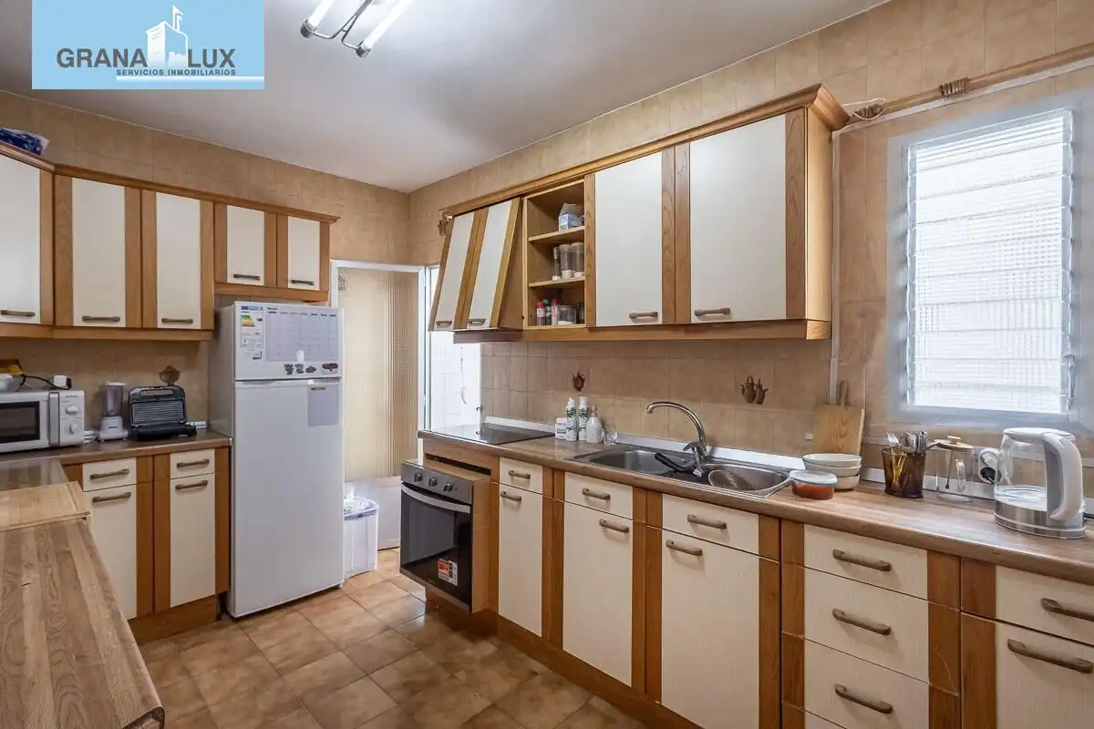 Piso con ascensor en venta en Calle CRUZ DE GRANADA, imagen 7