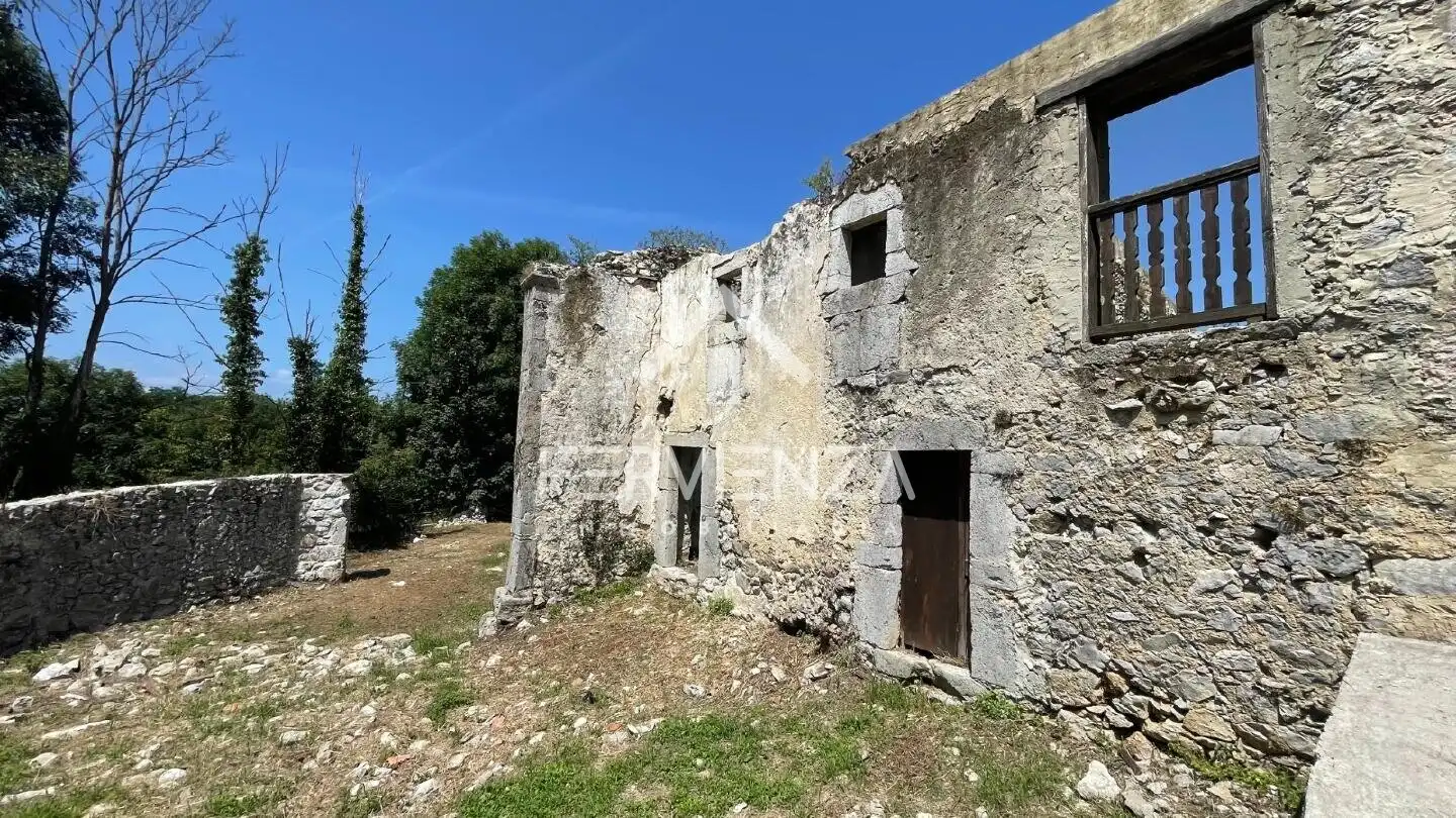 Houses for sale in Posada - Barro