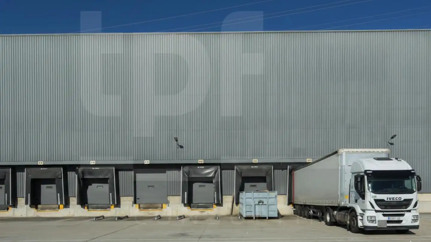 Industrial building to rent in Rio Henares, imagen 2