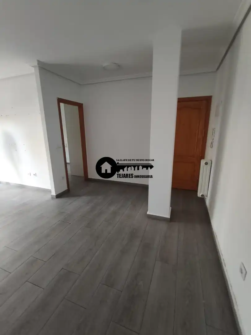 Habitación de Piso en venta en Albacete con Calefacción, Trastero y Balcón