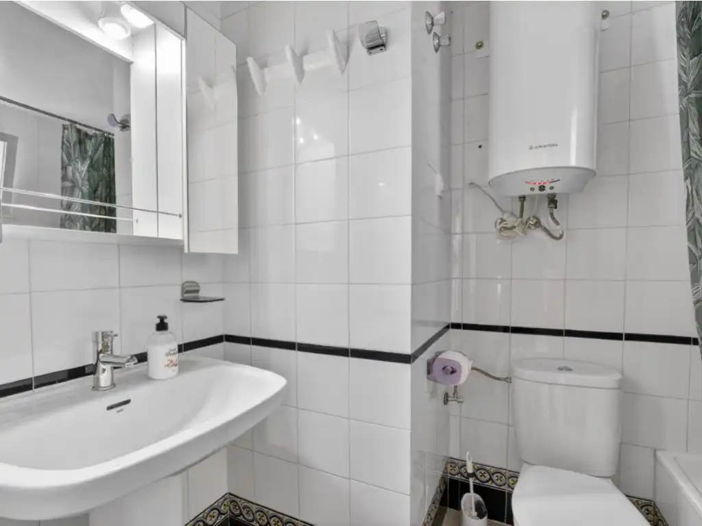 Bathroom of Attic for sale in Torrevieja  with Air Conditioner, Washing machine and Community pool