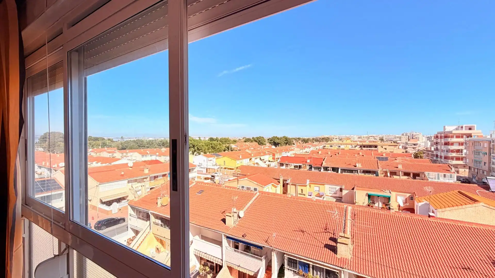 Piso con terraza en venta en Calle ALMORADI, imagen 16