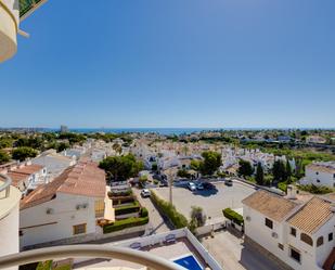 Vista exterior de Apartament en venda en Orihuela amb Terrassa i Piscina comunitària