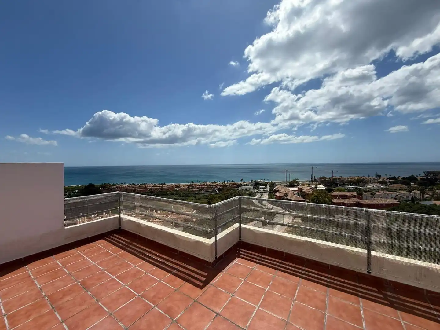 Terraza de Ático en venta en Manilva con Calefacción, Terraza y Trastero