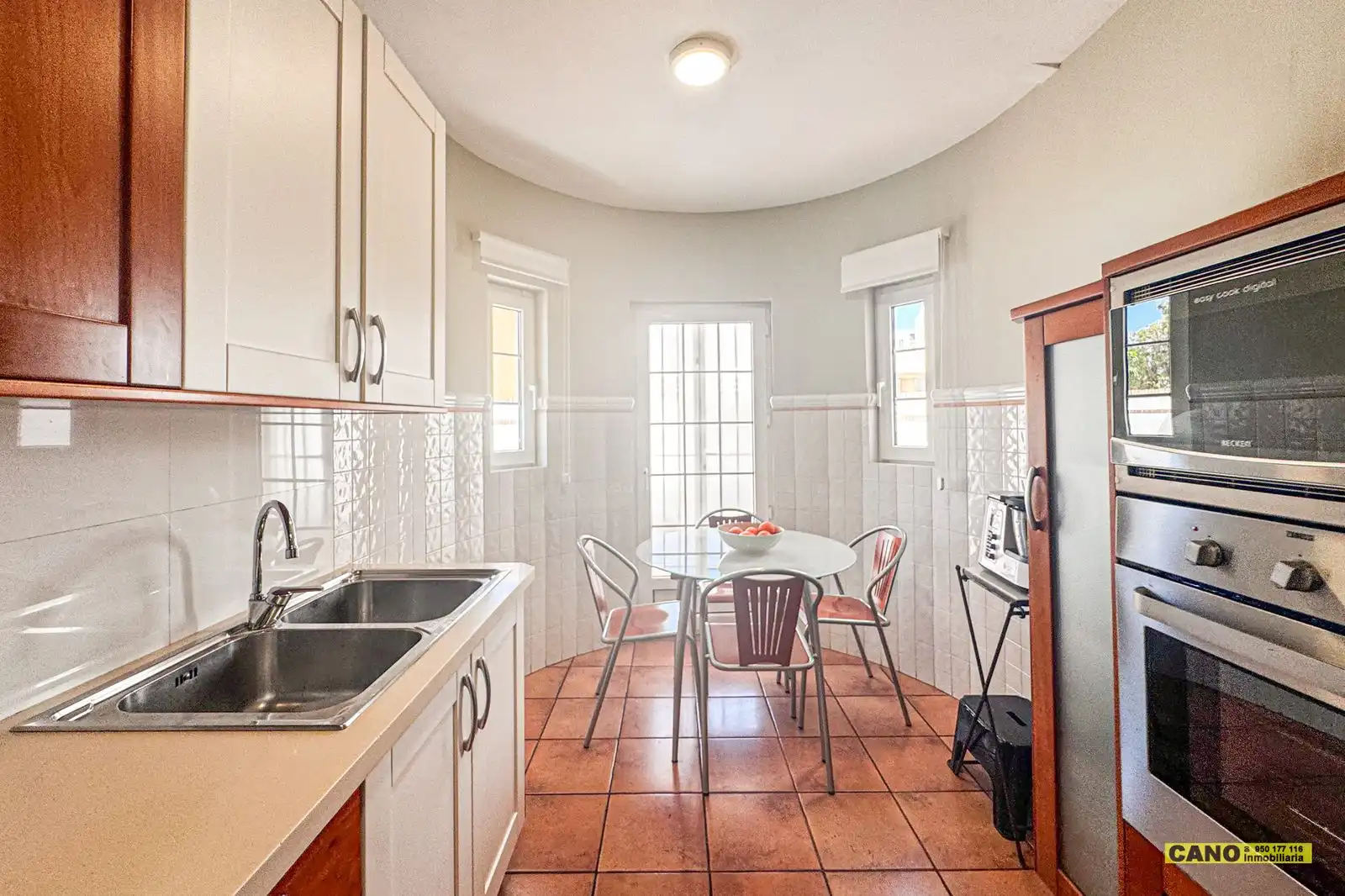 Kitchen of Houses for sale in Roquetas de Mar  with Terrace, Storage room and Swimming Pool