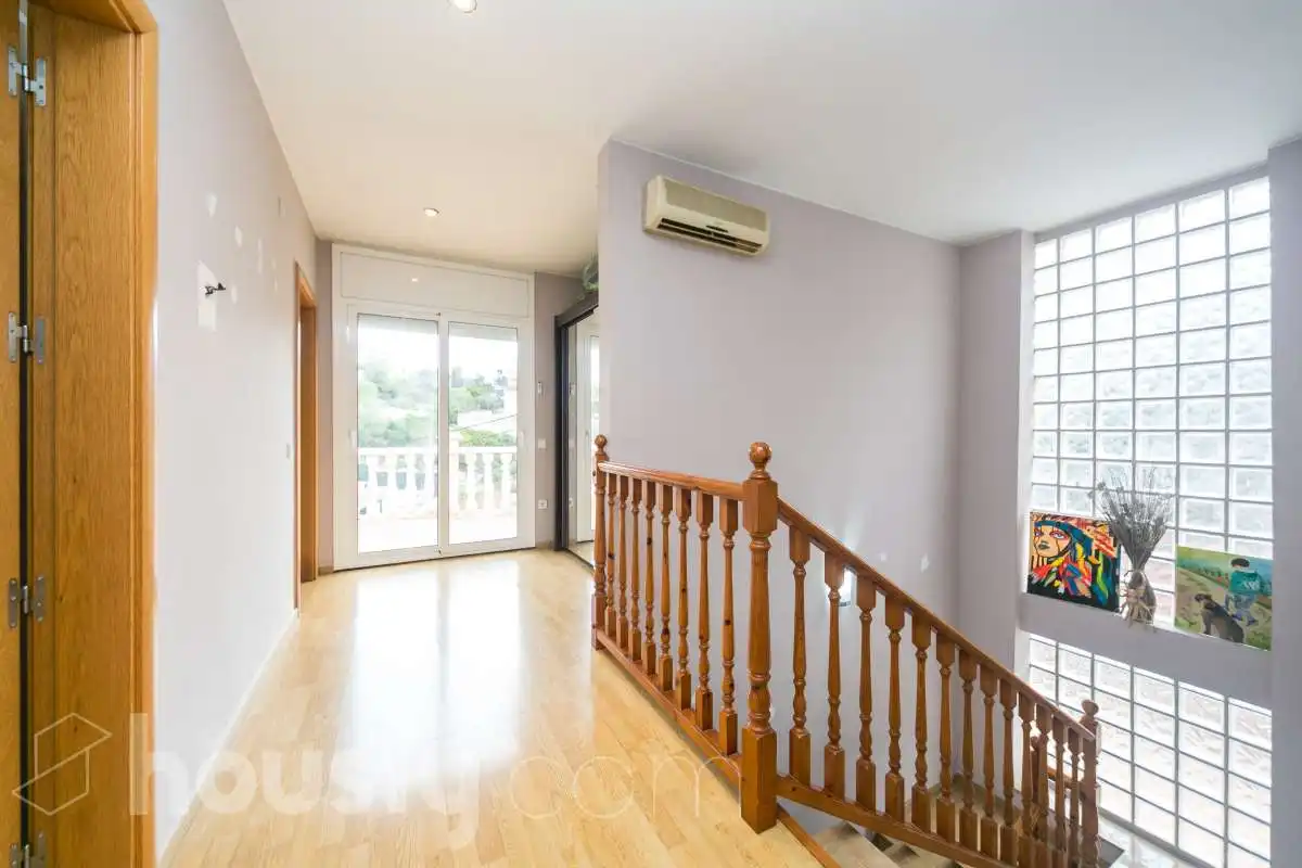 Casa o xalet en venda a Carrer de la Figuera, Olèrdola