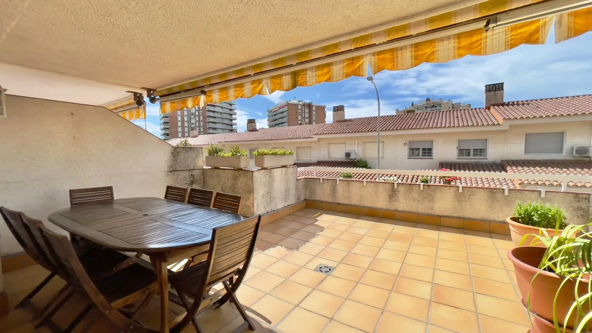 Casa o xalet de lloguer a Calle Torrasa, Sant Vicenç Platja
