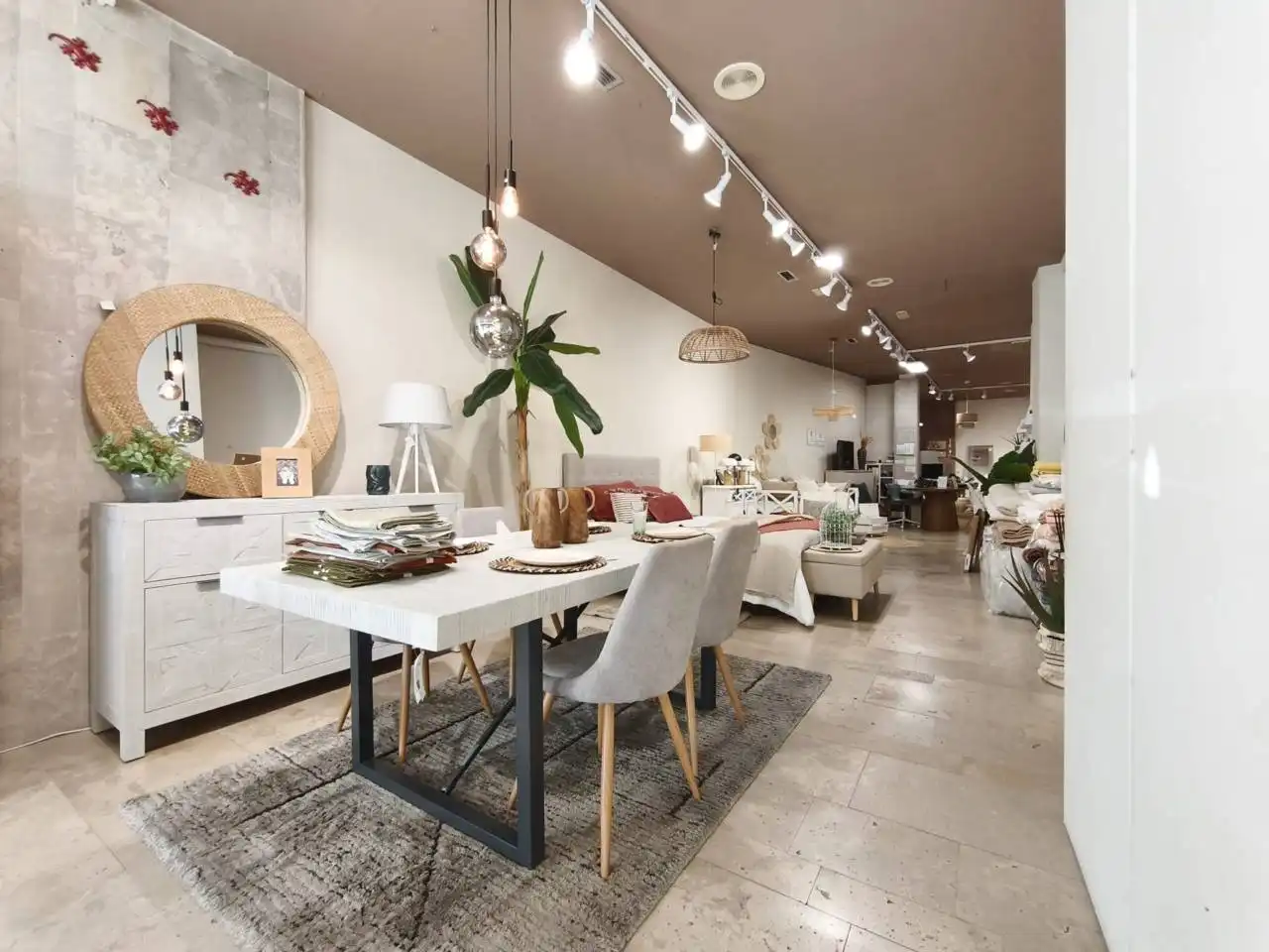 Comedor de Local de alquiler en Burgos con Aire acondicionado