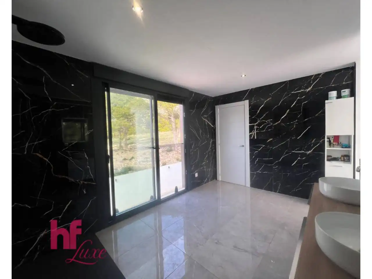 Detached house with pool for sale in Calle Londres, imagen 18
