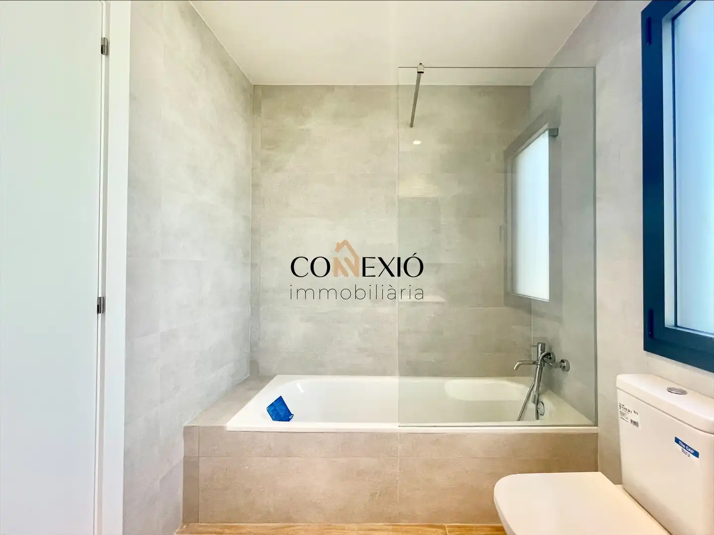 Badezimmer von Haus oder Chalet zum Verkauf in Banyoles mit Heizung, Privatgarten und Internet