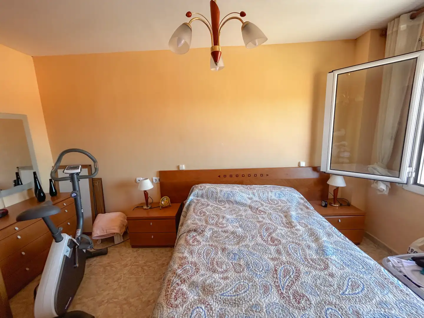 Habitación de Casa adosada en venta en Valls con Terraza, Trastero y Amueblado