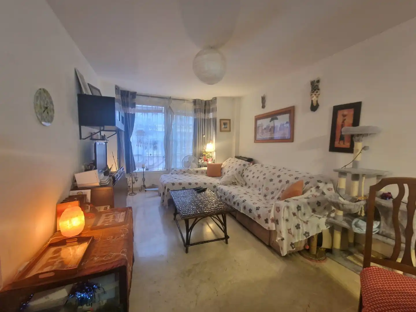 Living room of Flat for sale in Mijas