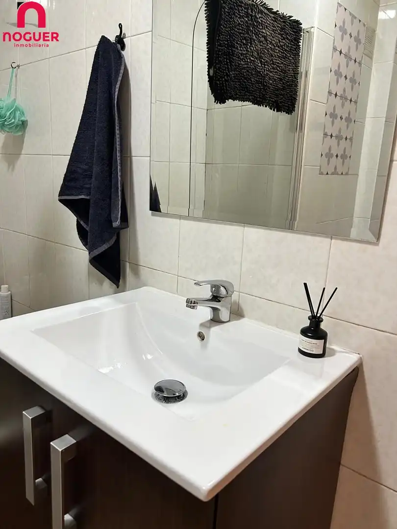Bany de Pis en venda en Córdoba amb Aire condicionat, Calefacció i Terrassa