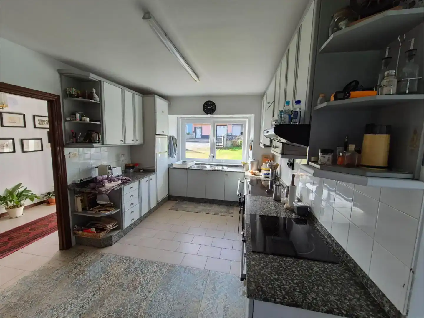 Cuina de Casa o xalet en venda en Cabana de Bergantiños amb Jardí privat, Parquet i Traster