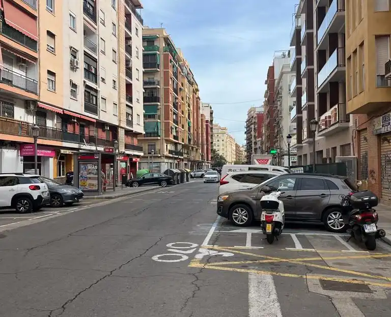 Trastero de alquiler en Carrer de la Democràcia, 22, Nou Moles