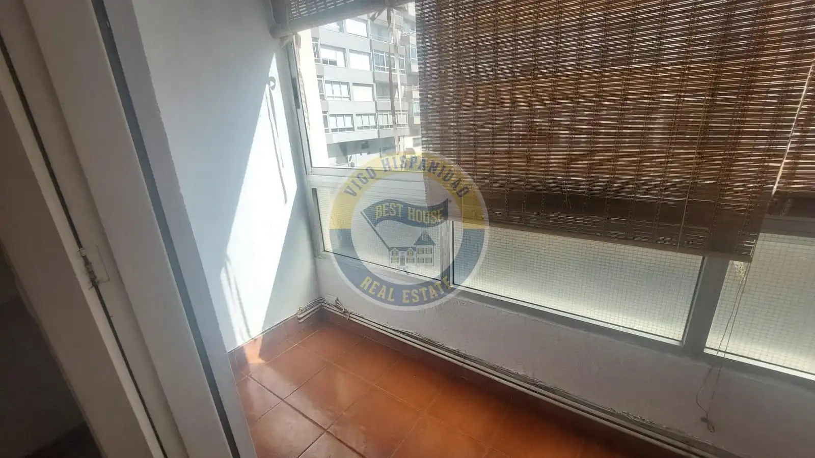 Terrassa de Pis en venda en Vigo  amb Calefacció, Parquet i Traster