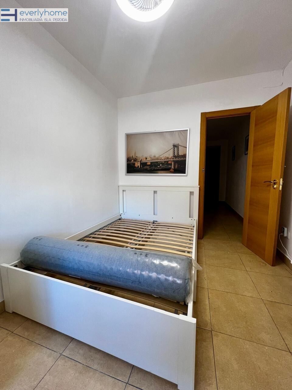 Bedroom of Flat to share in Mislata  with Balcony