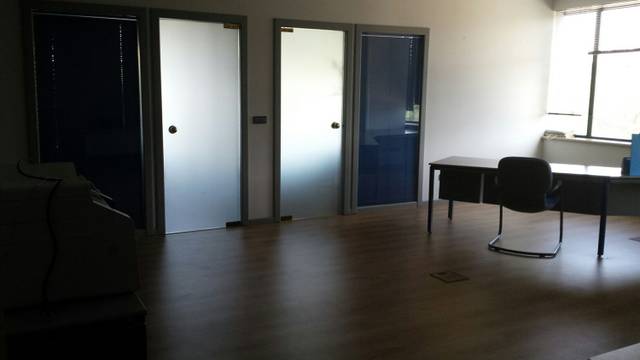 Oficina en Alquiler en Avenida de la Innovación en Parque Alcosa