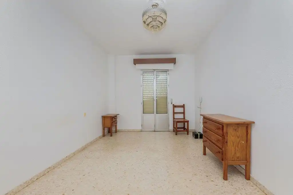 Dormitori de Pis en venda en Cantillana