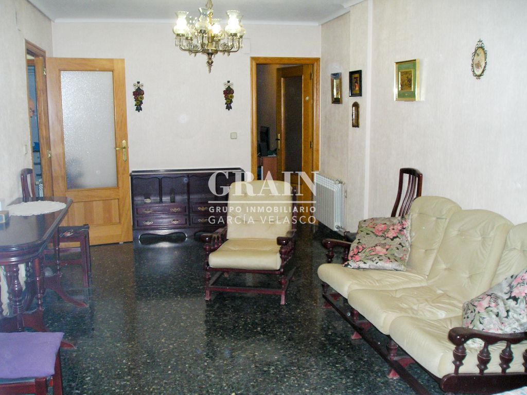 Pis en venda en  Albacete Capital amb Calefacció, Traster i Balcó