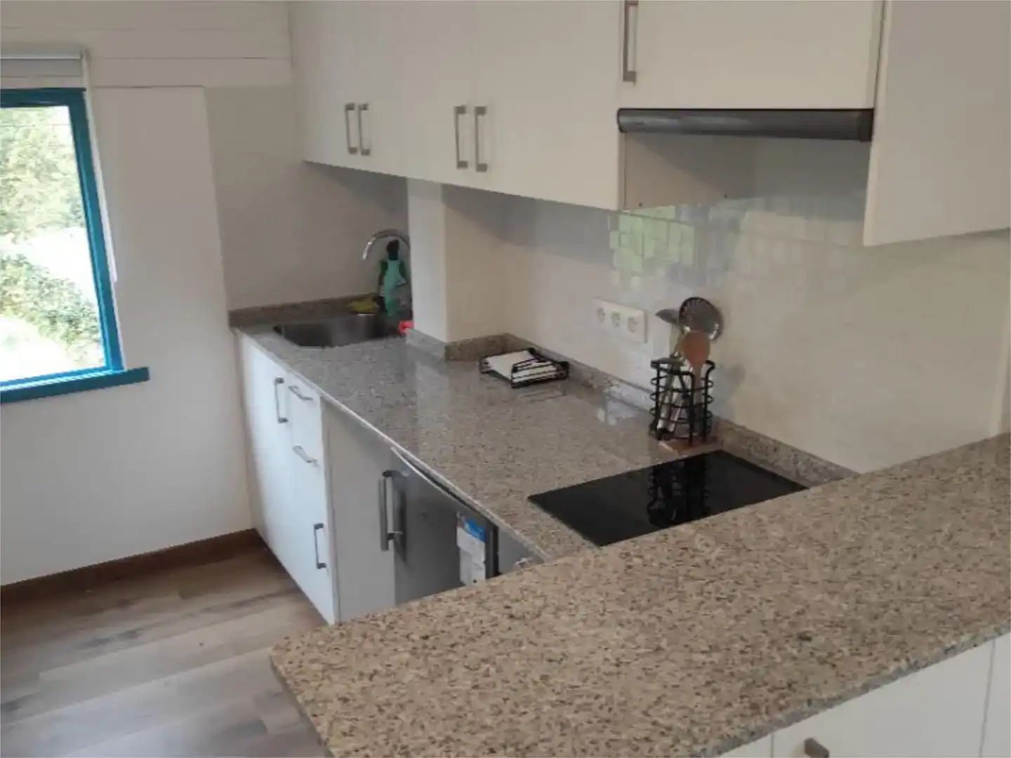Kitchen of Study for rent in Oleiros  with Private garden, Parquet flooring and Furnished
